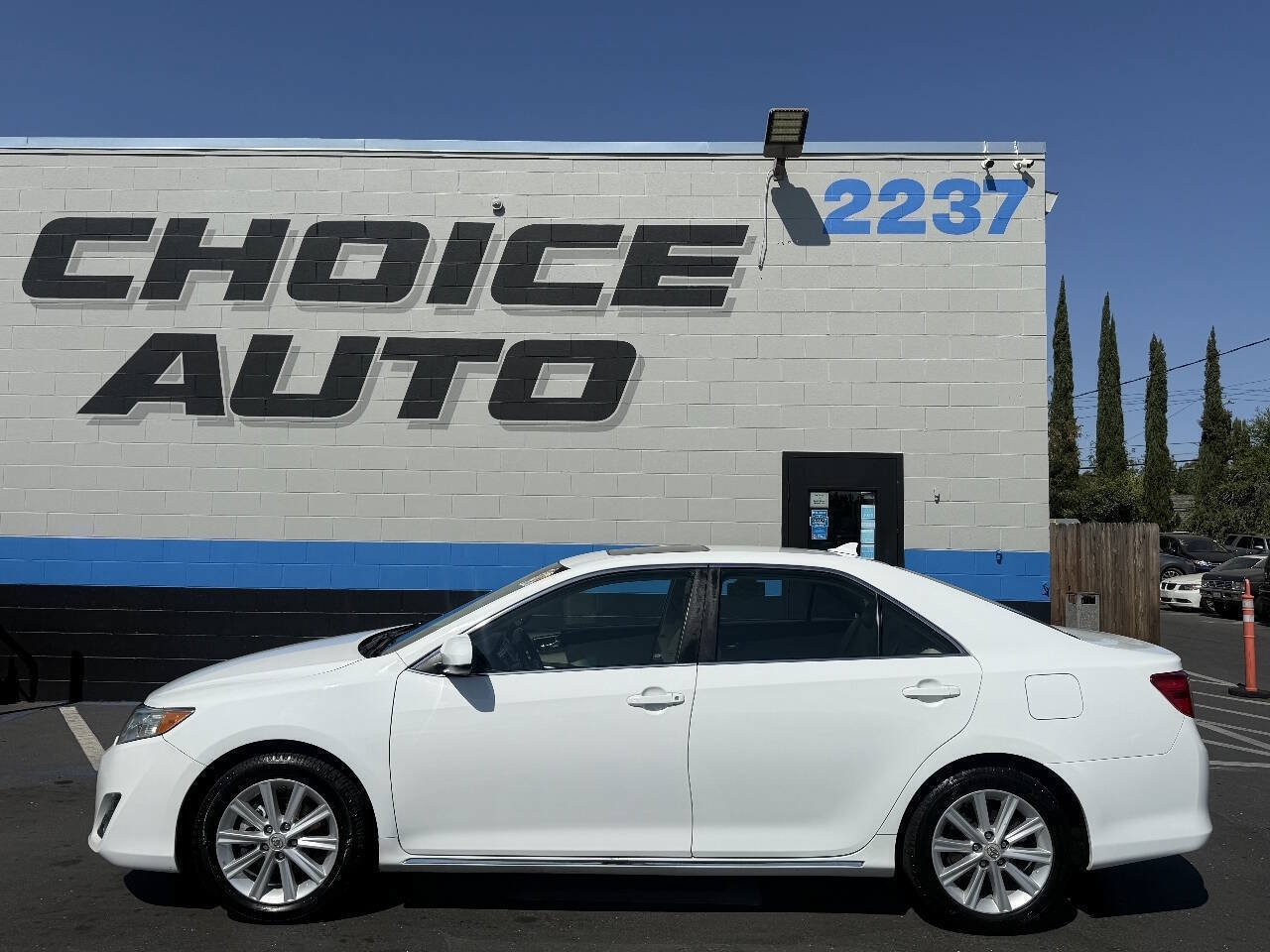 Used 2012 Toyota Camry XLE FWD image 24