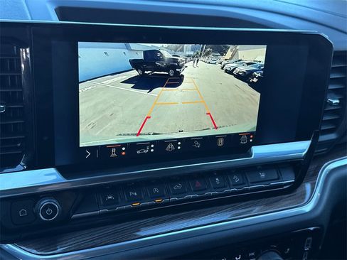 Used 2025 Chevrolet Silverado 1500 LT Trail Boss w/ LT Trail Boss Premium Package image 30