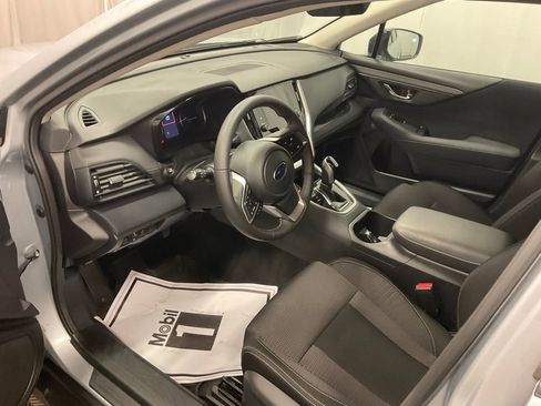 Used 2023 Subaru Outback Premium image 4