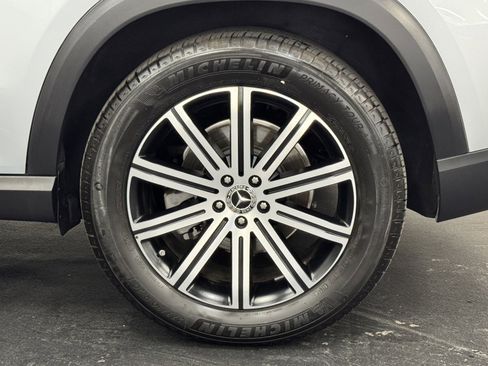 Certified 2025 Mercedes-Benz GLE 350 4MATIC image 18