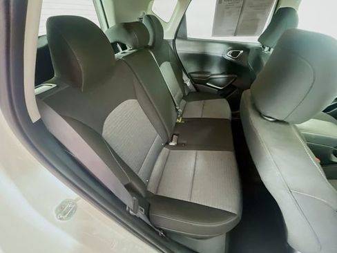 Used 2021 Kia Soul S image 26