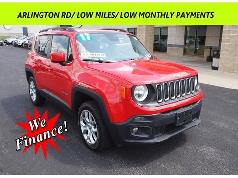 Used 2017 Jeep Renegade Latitude AWD/4WD image 1