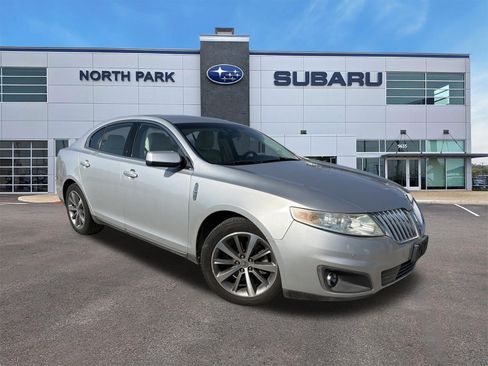 Used 2009 Lincoln MKS FWD image 1