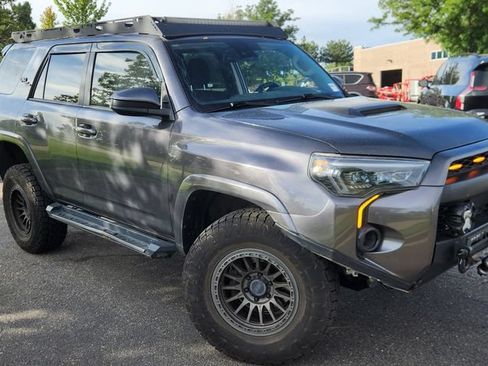 Used 2022 Toyota 4Runner TRD Off-Road AWD/4WD image 1