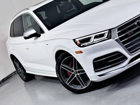 Used 2018 Audi SQ5 Prestige image 4