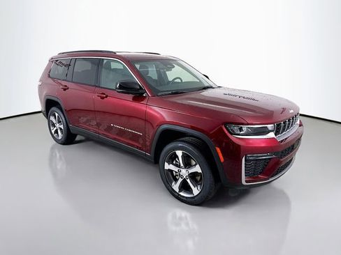 New 2026 Jeep Grand Cherokee L Limited image 1
