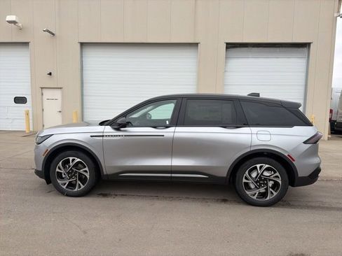 New 2026 Lincoln Nautilus Premier w/ Equipment Group 102A image 8