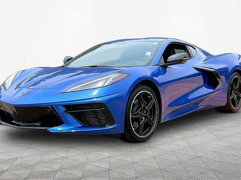 Used 2020 Chevrolet Corvette Stingray Preferred Cpe w/ 2LT Preferred Equipment Group RWD image 3
