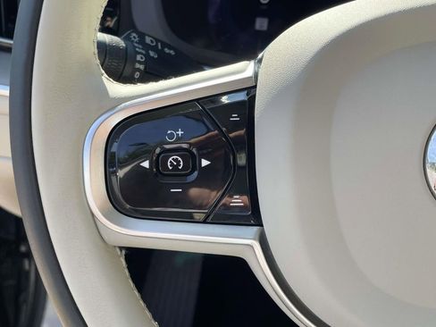 Used 2023 Volvo XC60 T8 Ultimate w/ Protection Package Premier image 23