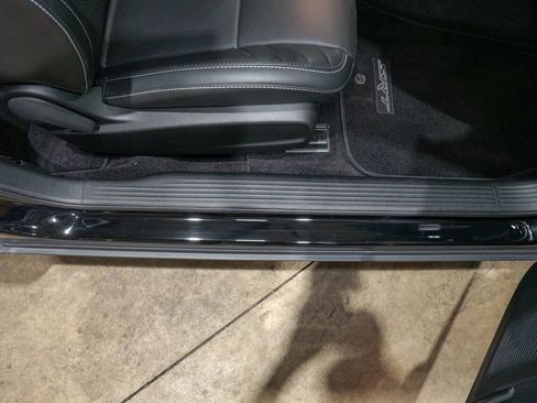 Used 2016 Dodge Challenger SRT Hellcat RWD image 39