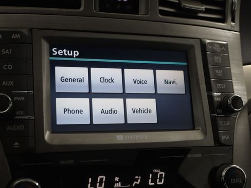 Used 2011 Toyota Avalon FWD image 30