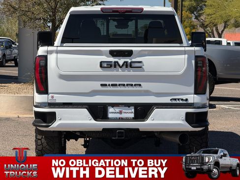Used 2024 GMC Sierra 2500 AT4 w/ AT4 Premium Plus Package image 6