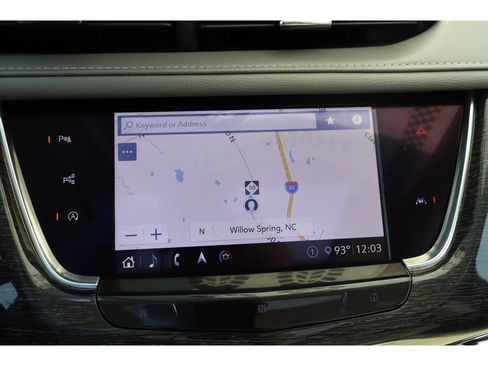 Used 2020 Cadillac XT6 Premium Luxury FWD image 38