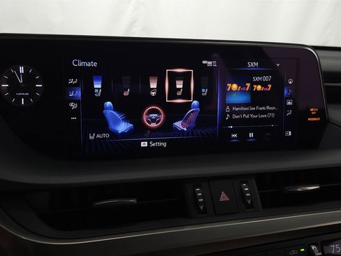 Used 2021 Lexus ES 300h w/ Accessory Package 2 FWD image 27