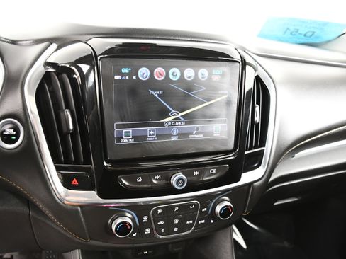 Used 2019 Chevrolet Traverse LT w/ LT Premium Package FWD image 25