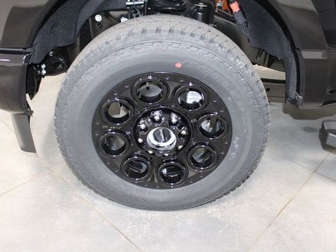 New 2025 Ford F250 XLT w/ Black Appearance Package image 53