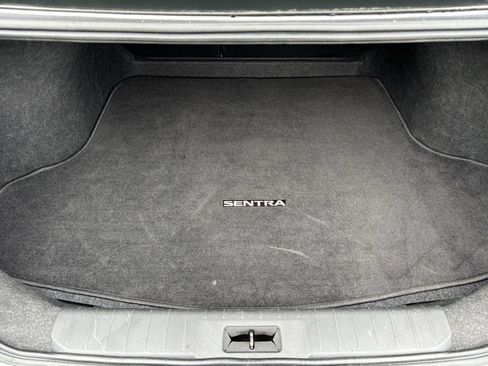 Used 2024 Nissan Sentra SV image 28