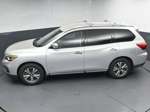 Used 2020 Nissan Pathfinder S image 34