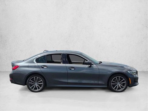 Used 2020 BMW 330i Sedan w/ Premium Package RWD image 4