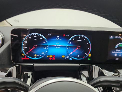 Certified 2023 Mercedes-Benz GLA 250 4MATIC image 11