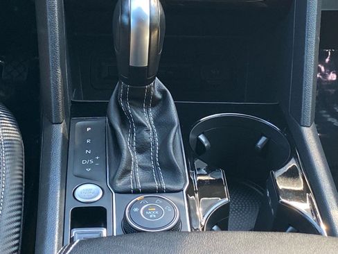 Certified 2023 Volkswagen Atlas Cross Sport SEL AWD/4WD image 9