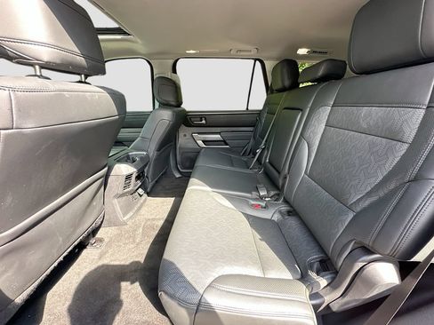 Used 2024 Toyota Sequoia SR5 w/ SR5 Premium Package AWD/4WD image 25