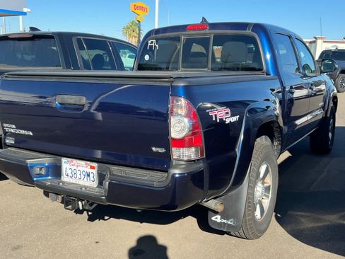 Used 2012 Toyota Tacoma 4x4 Double Cab w/ TRD Sport Pkg image 4