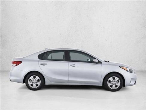 Used 2018 Kia Forte LX w/ LX Popular Package FWD image 8