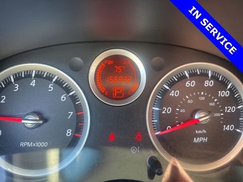 Used 2011 Nissan Sentra 2.0 SR FWD image 4