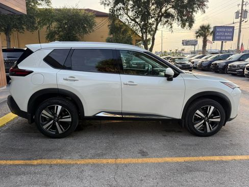 Used 2021 Nissan Rogue SL w/ Premium Package FWD image 5