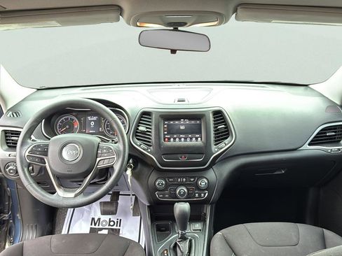 Used 2019 Jeep Cherokee Latitude w/ Popular Appearance Group image 27