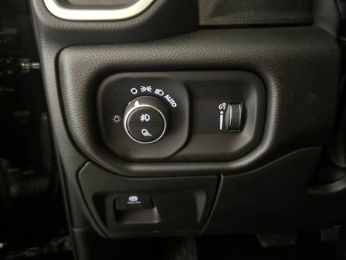 New 2026 RAM 1500 Express AWD/4WD image 13