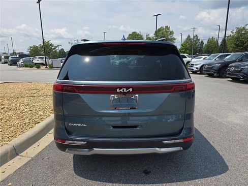 Used 2024 Kia Carnival SX Prestige FWD image 5