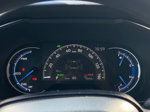 Used 2024 Toyota RAV4 LE image 13