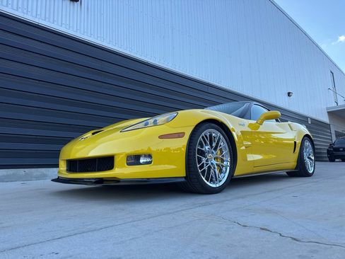 Used 2012 Chevrolet Corvette ZR1 w/ Battery Protection Package RWD image 17
