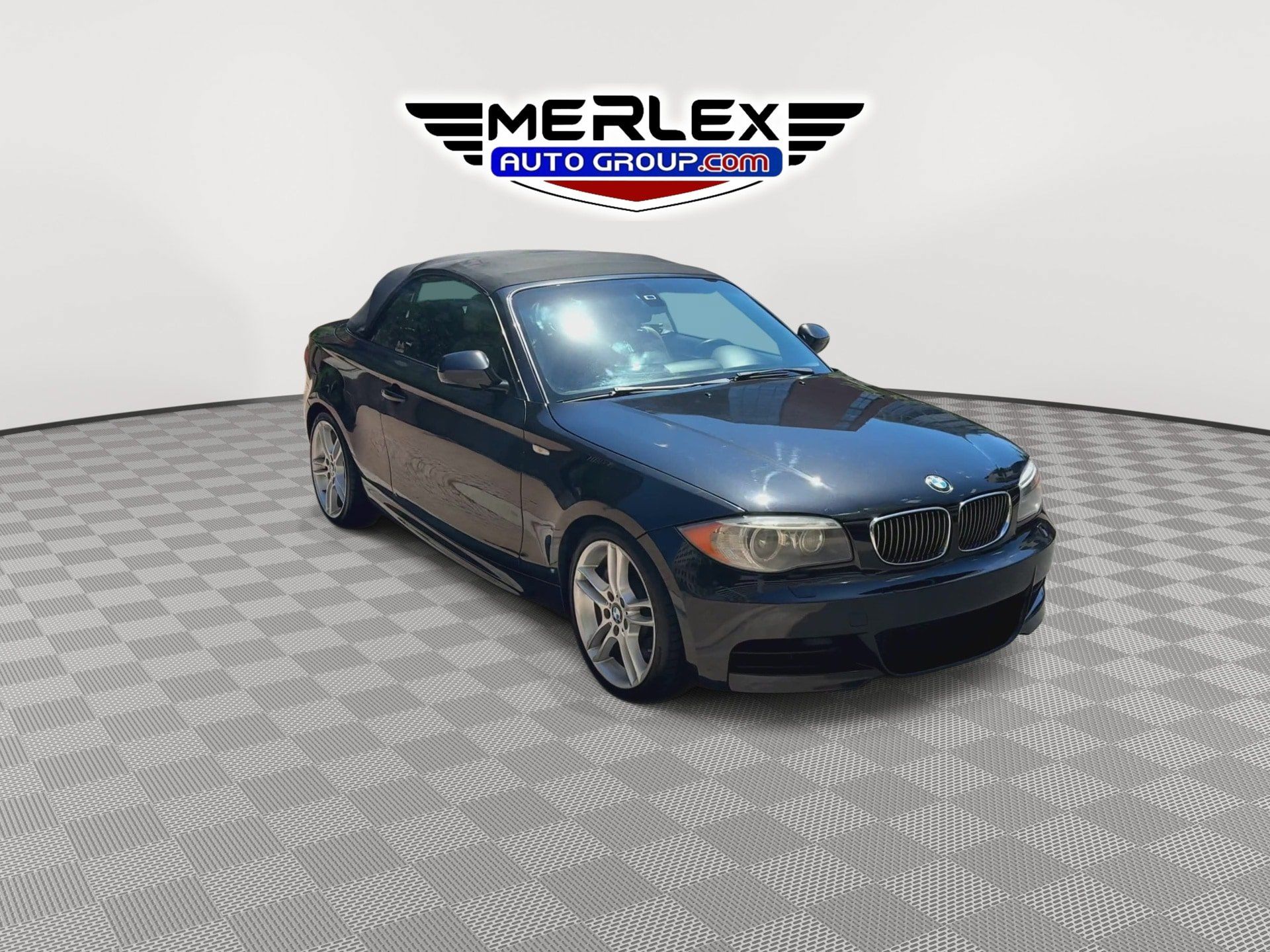 Used 2012 BMW 135i Convertible RWD image 2