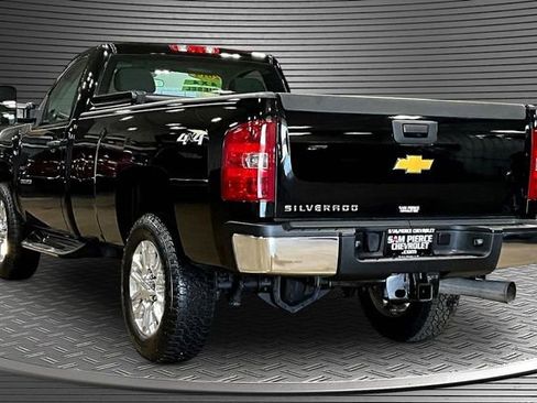 Used 2014 Chevrolet Silverado 2500 W/T w/ Snow Plow Prep Package AWD/4WD image 4