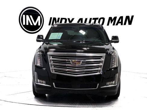 Used 2018 Cadillac Escalade Platinum AWD/4WD image 9