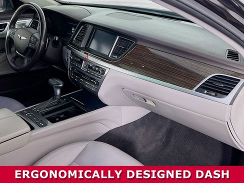 Used 2018 Genesis G80 3.8 w/ Option Group 02 image 22