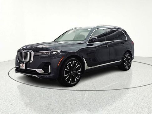 Used 2019 BMW X7 xDrive40i w/ Luxury Seating Package image 4