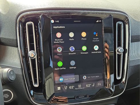 New 2026 Volvo XC40 B4 Plus w/ Protection Package Premier image 26