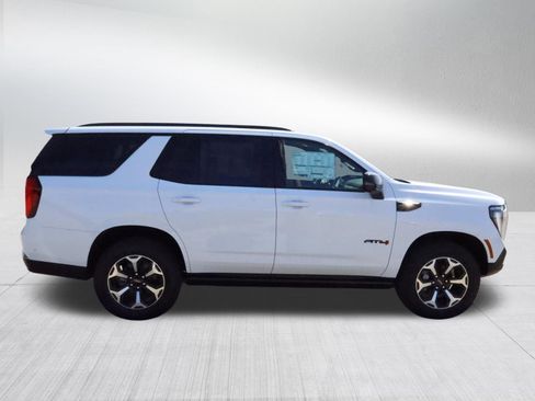 New 2026 GMC Yukon AT4 w/ AT4 Premium Plus Package AWD/4WD image 8
