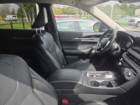 Used 2024 INFINITI QX60 Pure AWD/4WD image 11