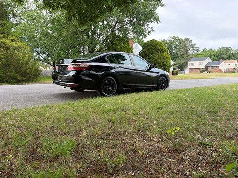 Used 2016 Honda Accord LX image 6