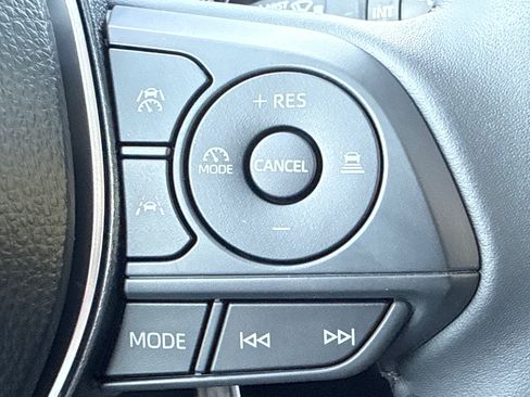 New 2026 Toyota Corolla Cross XLE FWD image 29
