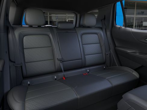 New 2026 Chevrolet Equinox LT w/ Convenience Package II FWD image 41