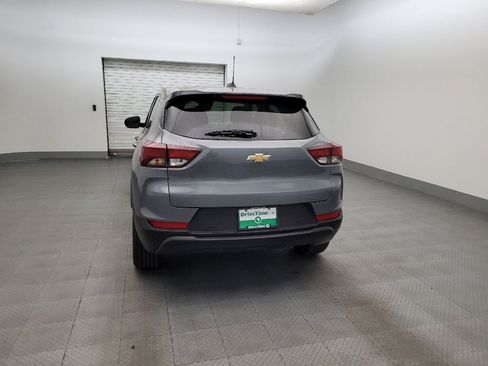 Used 2021 Chevrolet TrailBlazer LS FWD image 6