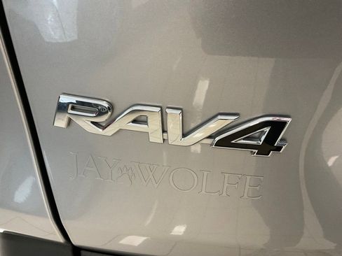 Used 2025 Toyota RAV4 LE AWD/4WD image 25