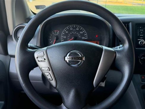 Used 2019 Nissan NV200 S FWD image 20