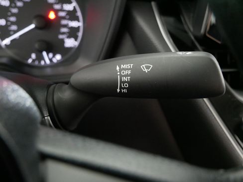 Used 2024 Toyota Corolla LE image 31